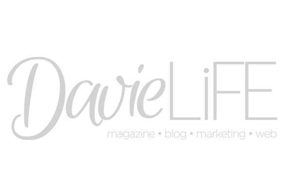DavieLiFE Magazine Logo DavieLiFE Magazine Logo